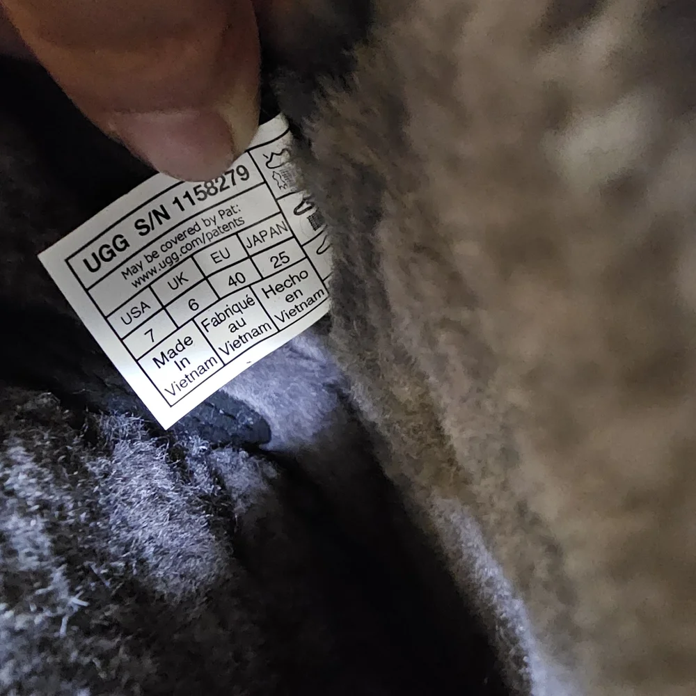 New UGG Butte Quilted